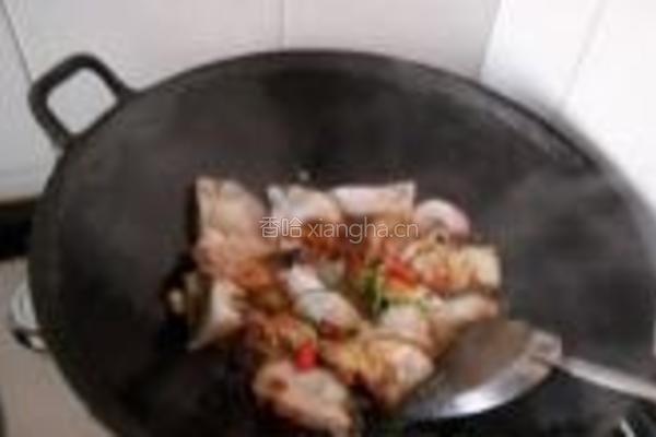 草鱼烧茨菇的做法图解6