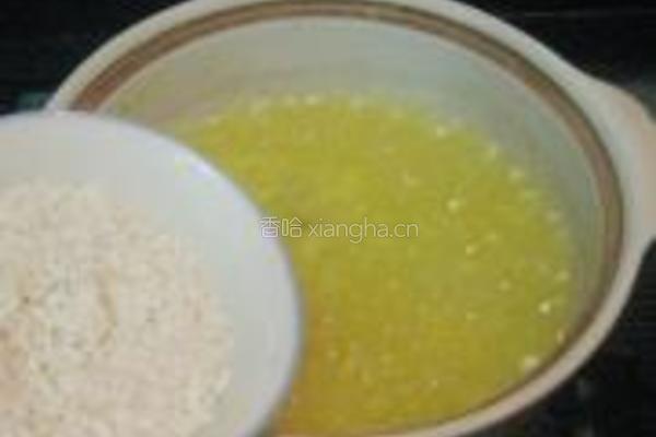 金银花瘦肉粥的做法图解3