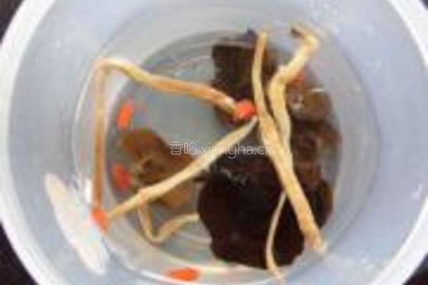 鲜菇土鸡煲的做法图解6