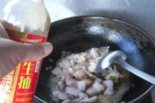 五花肉烧扁豆的做法图解5