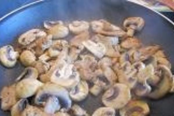 黑椒鸡肉片炒蘑菇的做法图解9