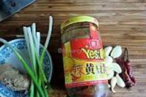 炖牛蹄筋的做法图解3