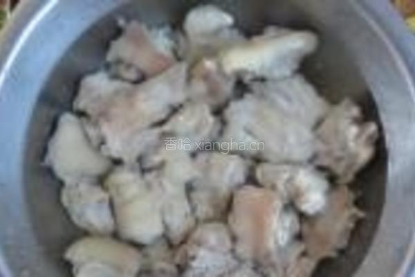 黄芪黄豆煲猪爪的做法图解5