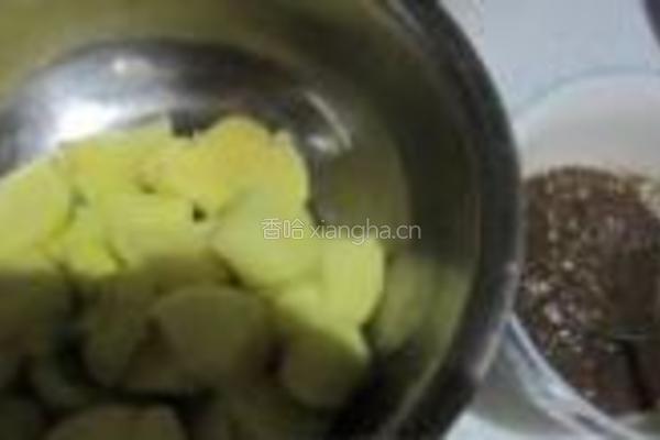 鲅鱼炖土豆的做法图解3