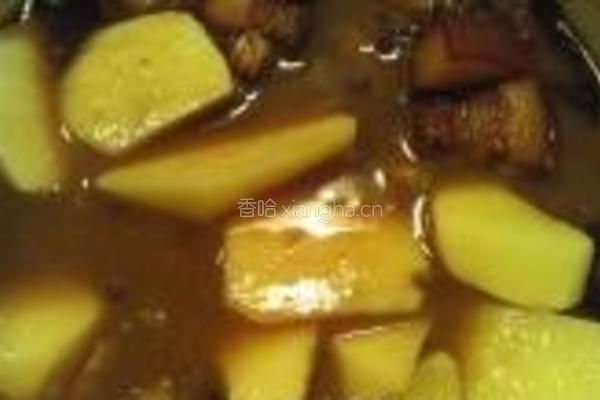红烧肉炖土豆的做法图解11