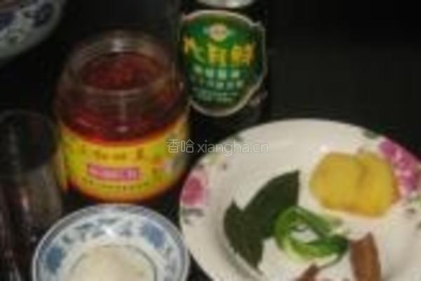 腐乳猪蹄膀的做法图解2