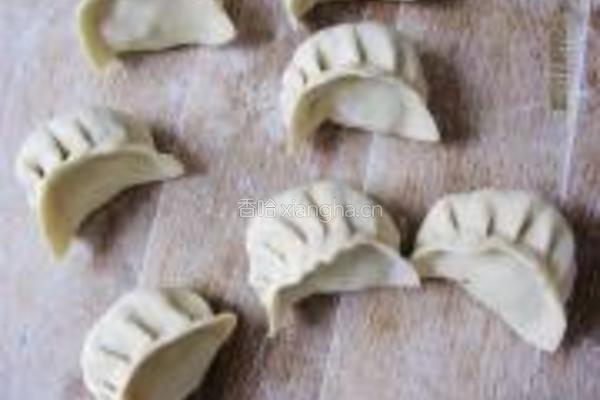菠菜豆腐煎饺的做法图解7