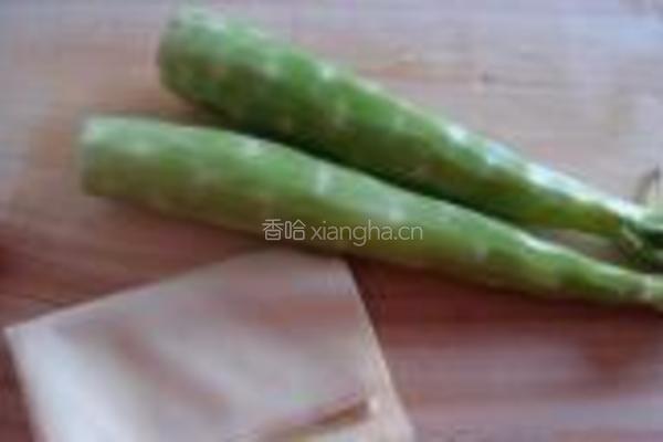 凉拌莴苣百叶丝的做法图解1