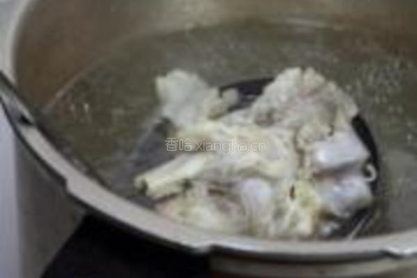 金汤豆腐鱼煲的做法图解6
