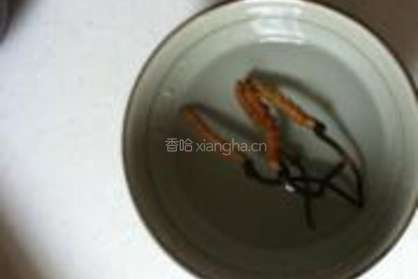 虫草花胶炖香螺汤的做法图解2
