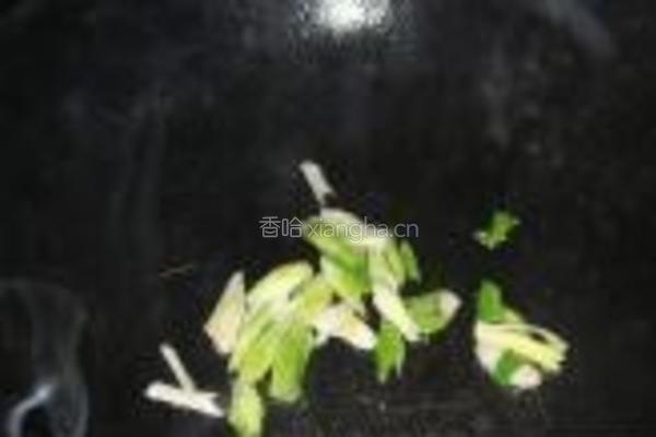 蒜苗豆芽炒豆腐干的做法图解3