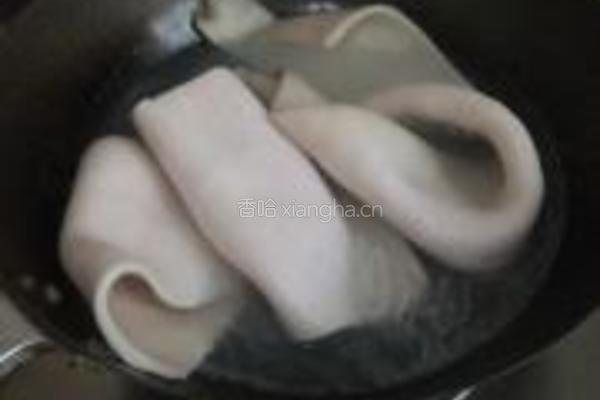 五香皮冻的做法图解1
