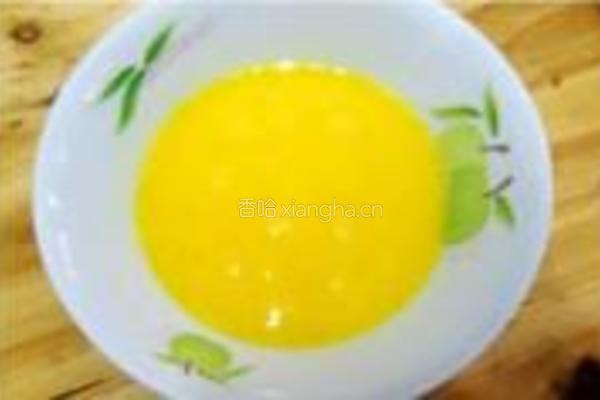 虾仁跑蛋拌饭的做法图解1