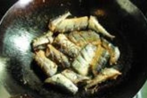 干煎秋刀的做法图解7