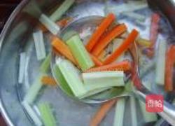 泡椒凤爪的做法图解4