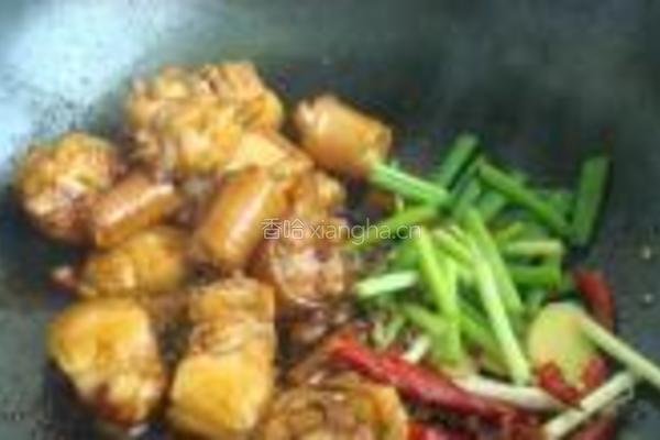 蚕豆烧猪尾的做法图解6