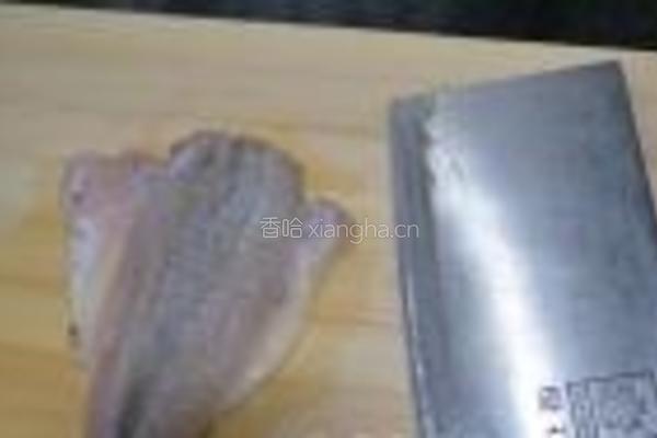 香煎小黄鱼的做法图解1