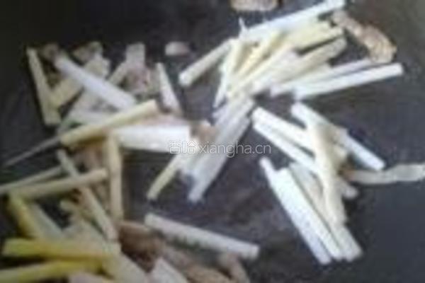 腊肉炒冬笋的做法图解4