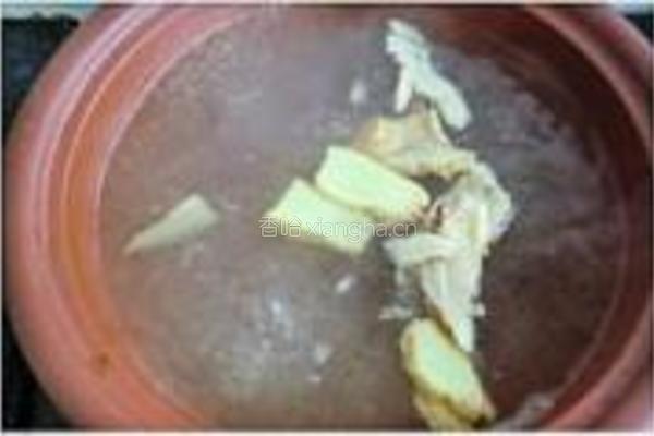 当归老姜鸭肉煲的做法图解1