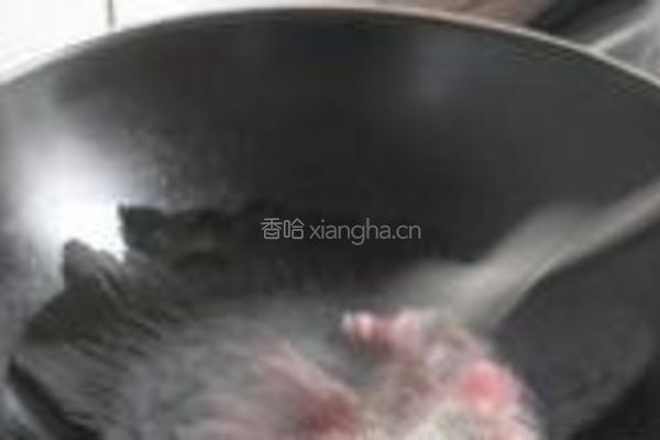 雪菜冬笋辣椒的做法图解2