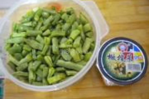 芸豆橄榄菜的做法图解1