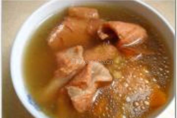 土茯苓茨实薏米煲瘦肉的做法图解6