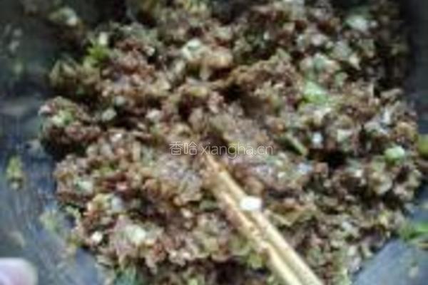 牛肉大葱水饺的做法图解4