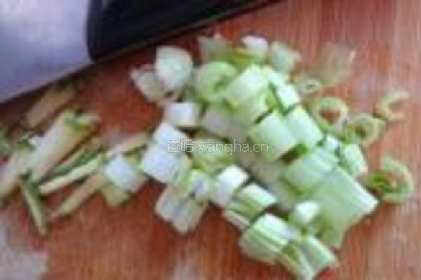 豆丁橄榄菜的做法图解3