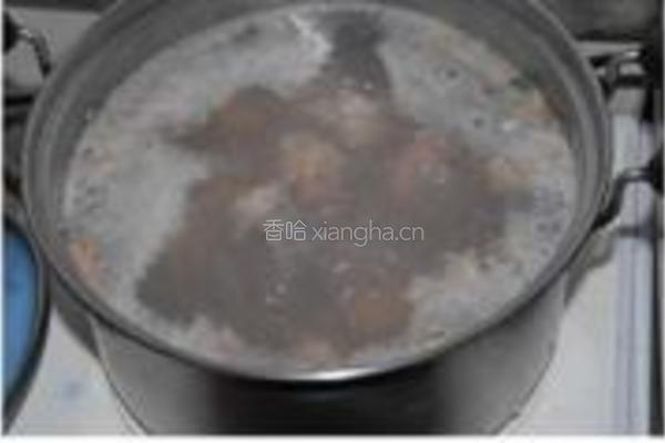 花蛤鱼头粥的做法图解3