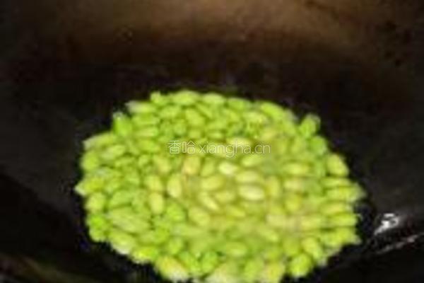 萝卜菜炒毛豆的做法图解3