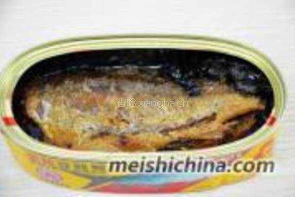 豆豉鲮鱼拌油麦菜的做法图解2