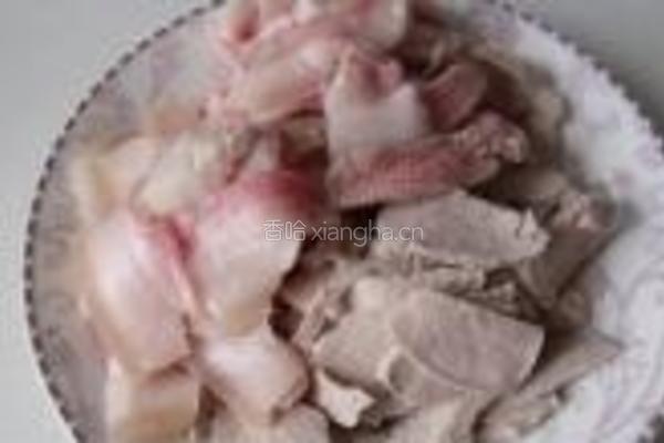 蒜苗小炒肉的做法图解2