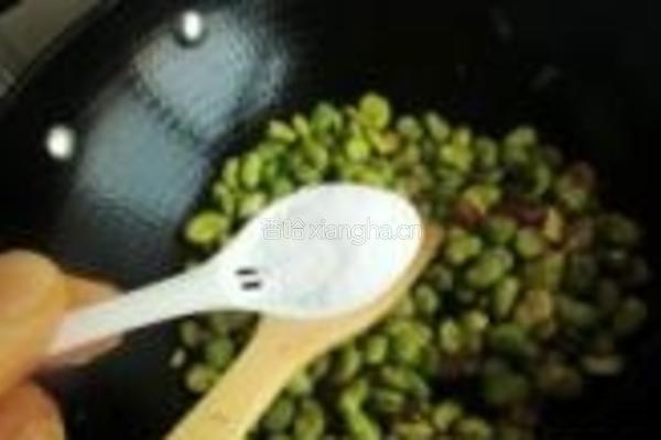 剁椒蚕豆炒鸡蛋的做法图解6