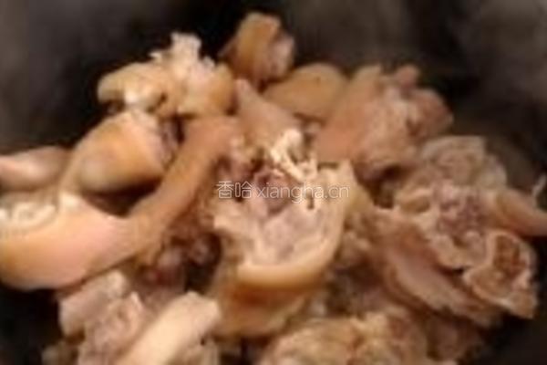 鹰嘴豆炖猪蹄的做法图解4