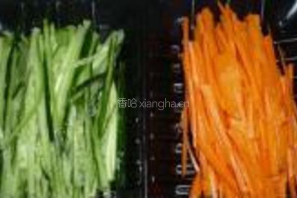 青瓜胡萝卜拌海发菜的做法图解3