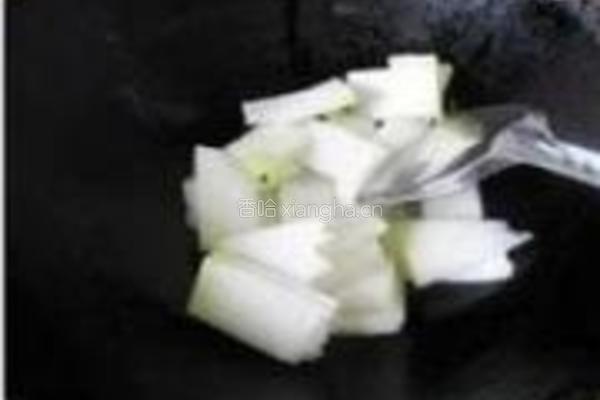 冬瓜笋炒蚕豆的做法图解3
