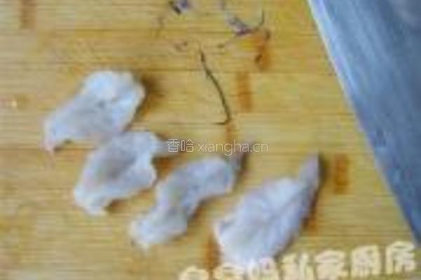 虾仁海木耳焖饭的做法图解2