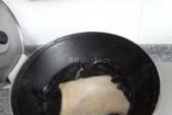 青椒牛肚梁的做法图解1