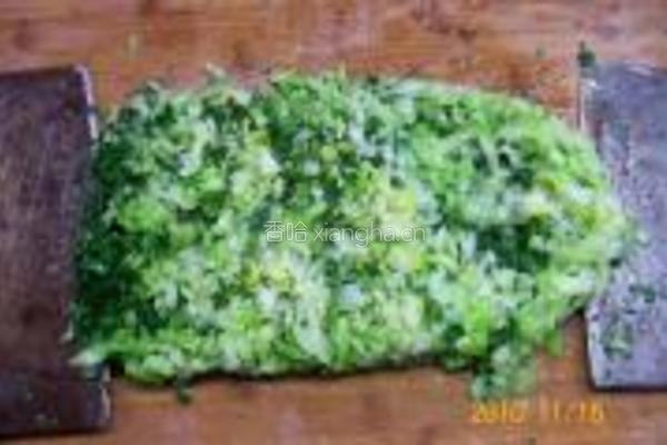 荠菜鲜肉黄金条的做法图解8