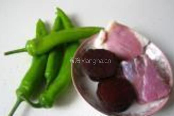 徽茶干青椒肉丝的做法图解1