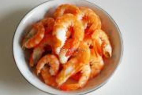 虾仁焖饭的做法图解1