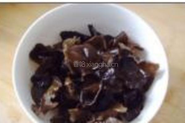 苤蓝炒木耳的做法图解5