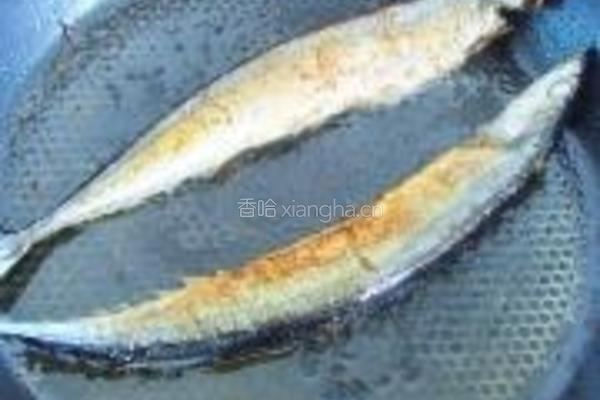 香煎秋刀鱼的做法图解6