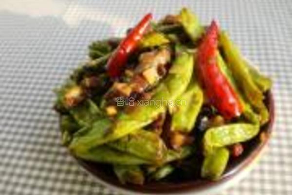 香菇芽菜煸芸豆的做法图解8