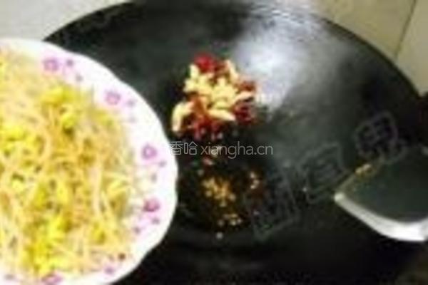 酸辣黄豆芽的做法图解6