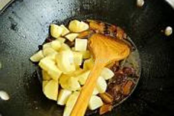 土豆烧肉的做法图解14
