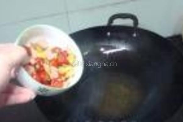 泡椒火鸡翅膀的做法图解2
