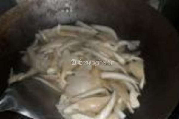 素炒平菇的做法图解2