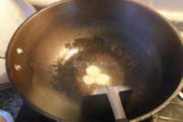 青椒茭白炒鸡肫的做法图解4