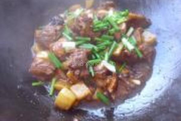 土豆烧排骨的做法图解9